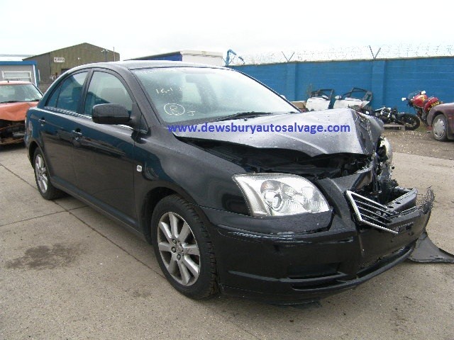 TOYOTA AVENSIS 1800 CC T3-S-SEMI AUTOMATIC 5 DOOR HATCHBACK 2005 BREAKING SPARES NOT SALVAGE