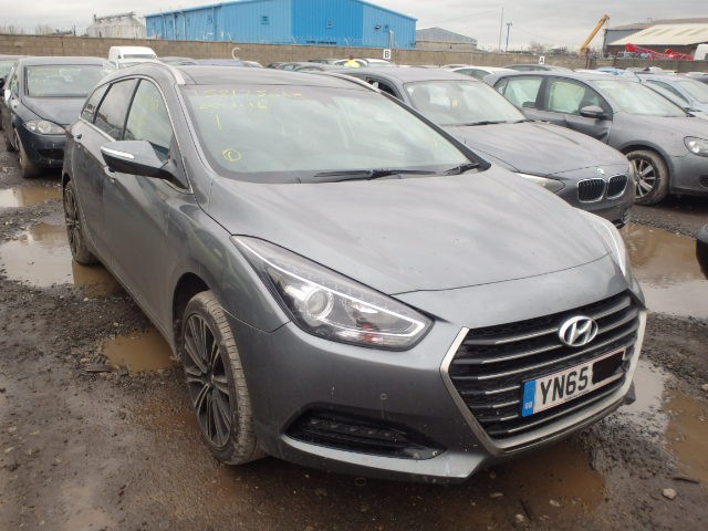 HYUNDAI i40 I40 PREMIUM DRi SILVER 1700 CC 6 SPEED MANUAL DIESEL ESTATE  2015