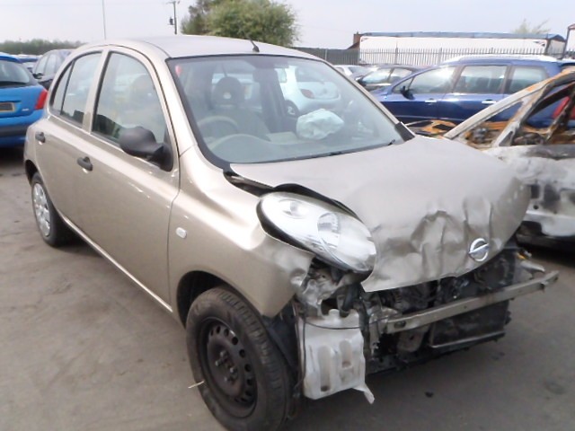 NISSAN MICRA S 1200 CC AUTOMATIC GOLD PETROL HATCHBACK 2004 BREAKING SPARES NOT SALVAGE