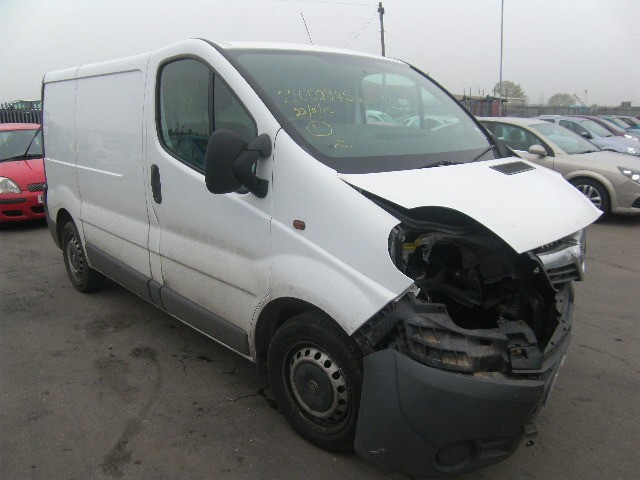 VAUXHALL VIVARO 2700 CDTI 2000 CC 6 SPEED AUTOMATIC DIESEL 2007 BREAKING SPARES NOT SALVAGE