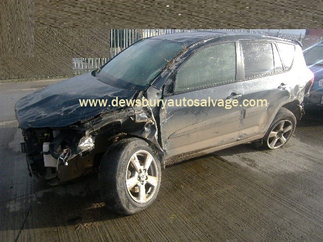 TOYOTA RAV 4 2200 CC 6 SPEED MANUAL 5 DOOR 2007 BREAKING SPARES NOT SALVAGE