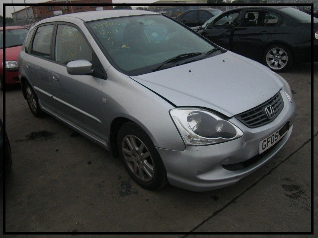 HONDA CIVIC SE 1600 CC SILVER BREAKING SPARES NOT SALVAGE 5 DOOR HATCHBACK 2005