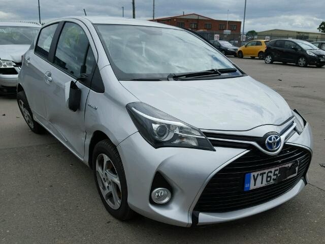 TOYOTA YARIS 1500 CC HYBRID AUTOMATIC BREAKING SPARES NOT SALVAGE 5 DOOR HATCHBACK 2015
