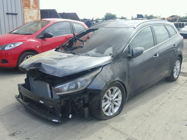 KIA CEED 2 ISG 1600 CC 6 SPEED MANUAL DIESEL ESTATE BREAKING SPARES NOT SALVAGE 2018