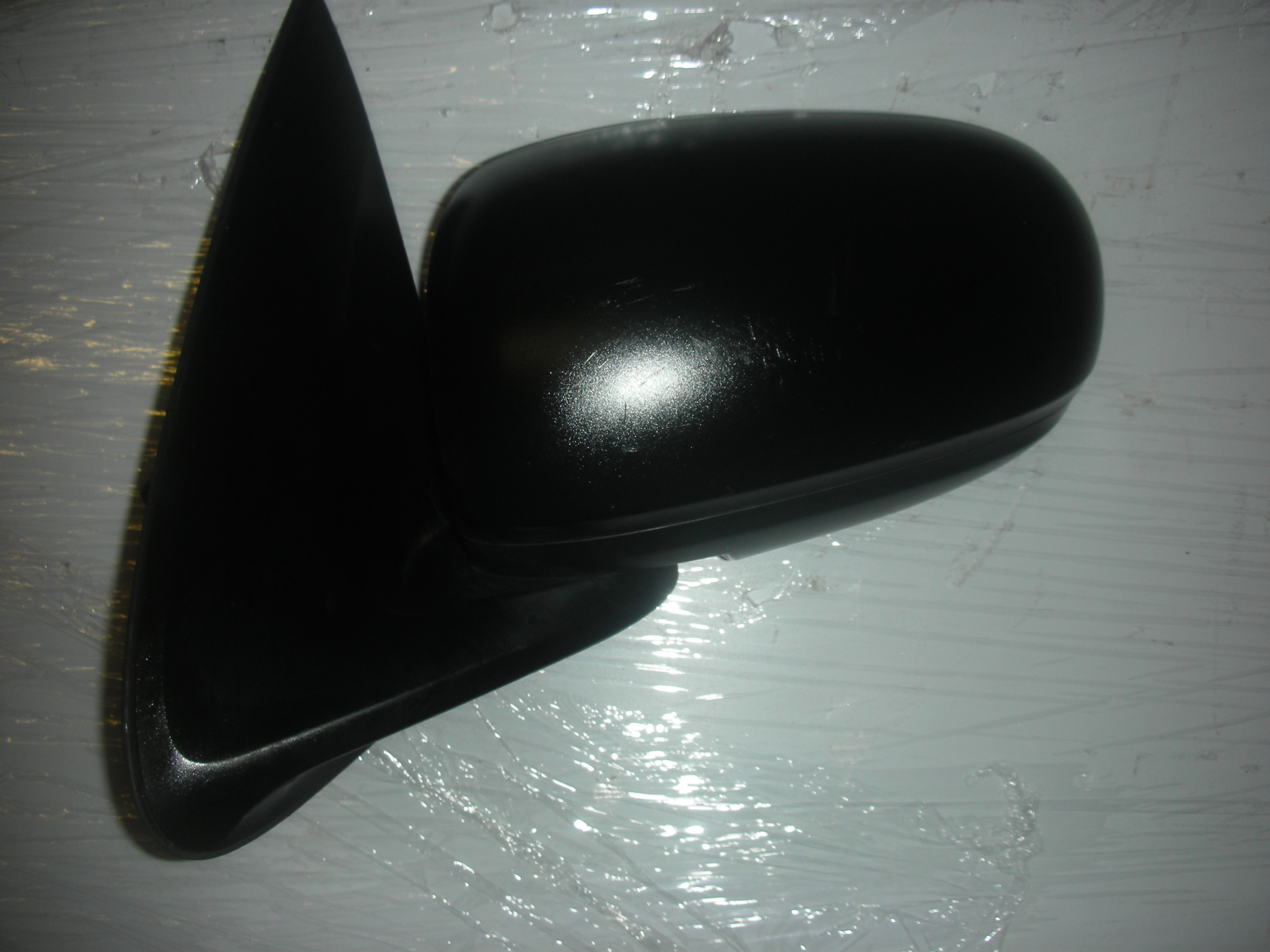 NISSAN ALMERA 3 DOOR PASSENGER SIDE FRONT MANUAL DOOR MIRROR 2001-2004.