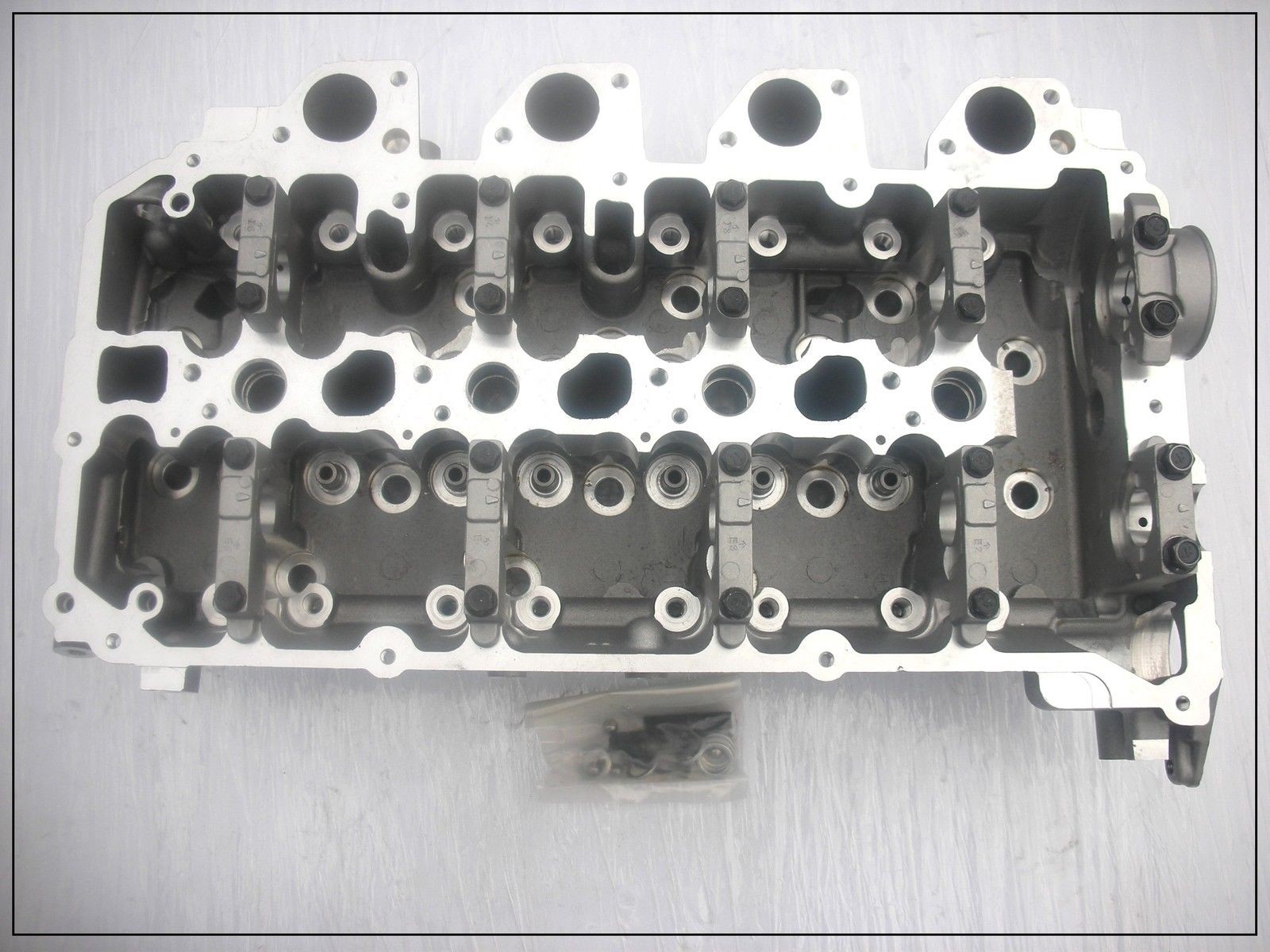 MITSUBISHI L200 PAJERO/SHOGUN 4D56T-4D56U B40 2.5 Di-D BARE CYLINDER HEAD 06+
