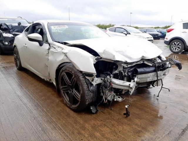 2014 TOYOTA GT86 2.0 MANUAL - BREAKING FOR PARTS 