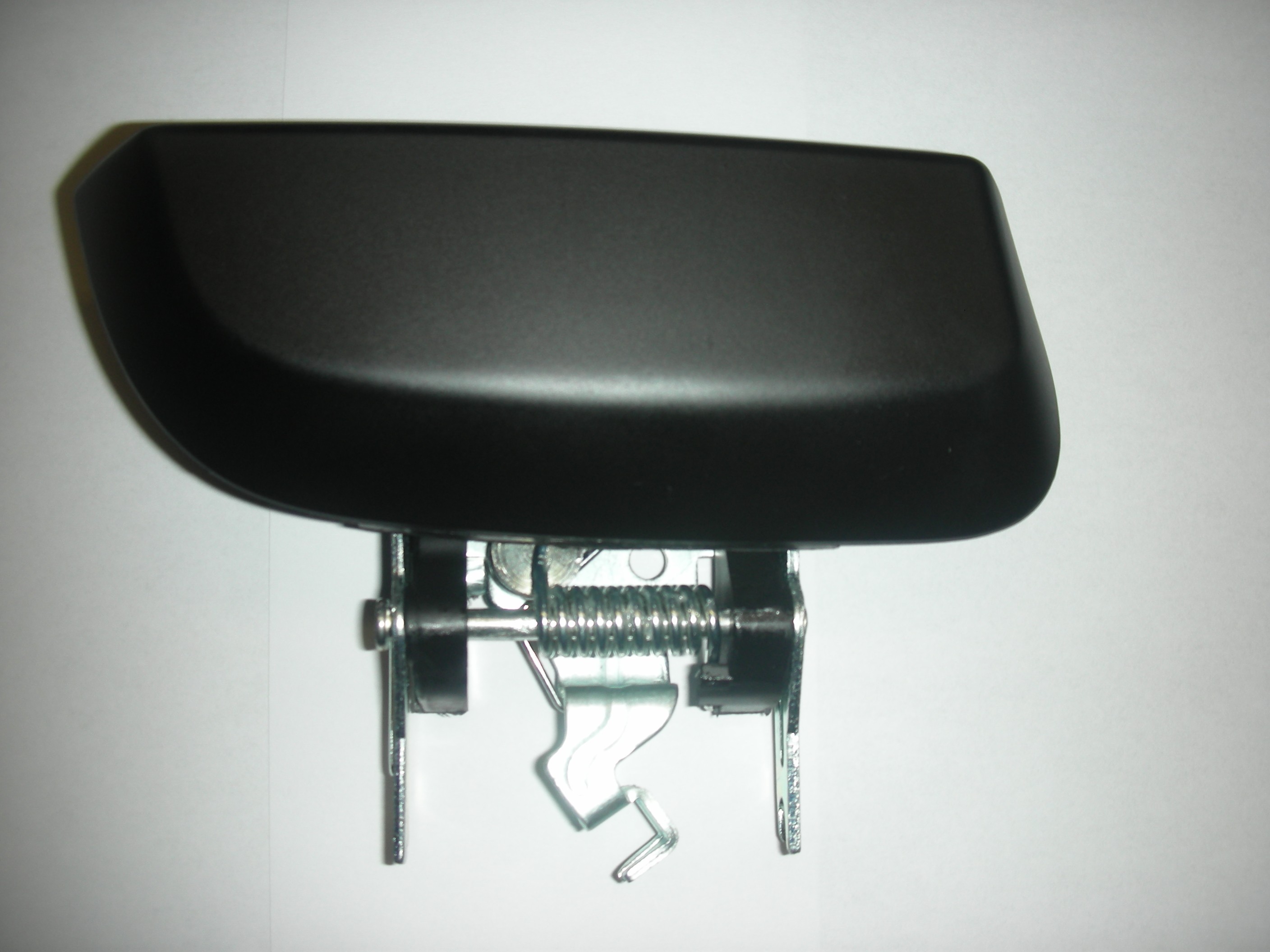 NISSAN PTHFINDER PASSENGER SIDE REAR DOOR HANDLE 2005-2010.