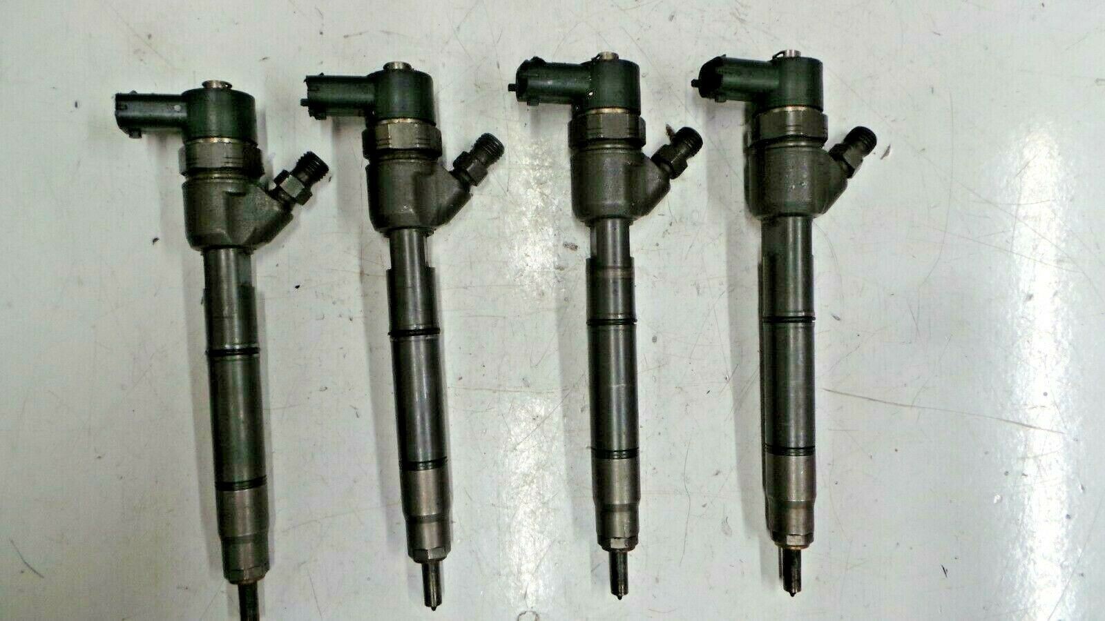 HYUNDAI i40 1700CC 2013 DIESEL INJECTORS (SET OF 4) PART NUMBER:33800-2A800 0445110411