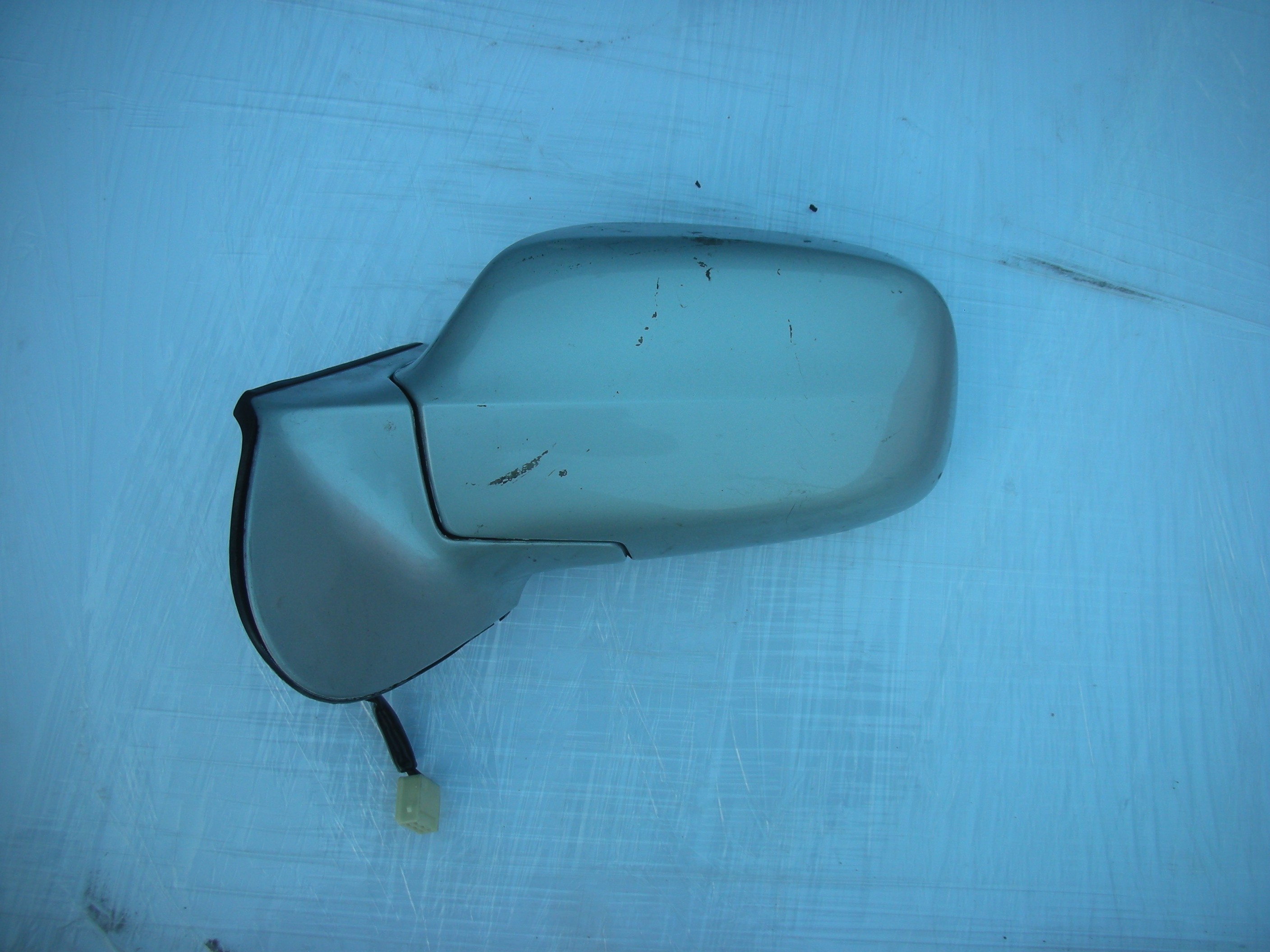 TOYOTA CELICA PASSENGER SIDE FRONT ELECTRIC DOOR MIRROR 2002-2006.