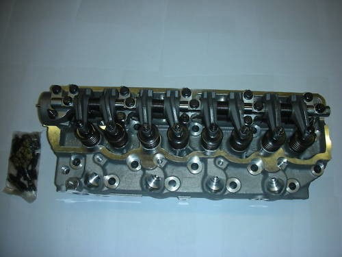 MITSUBISHI L200 COMPLETE CYLINDER HEAD 2.5 TURBO DIESEL 2002 -2006.