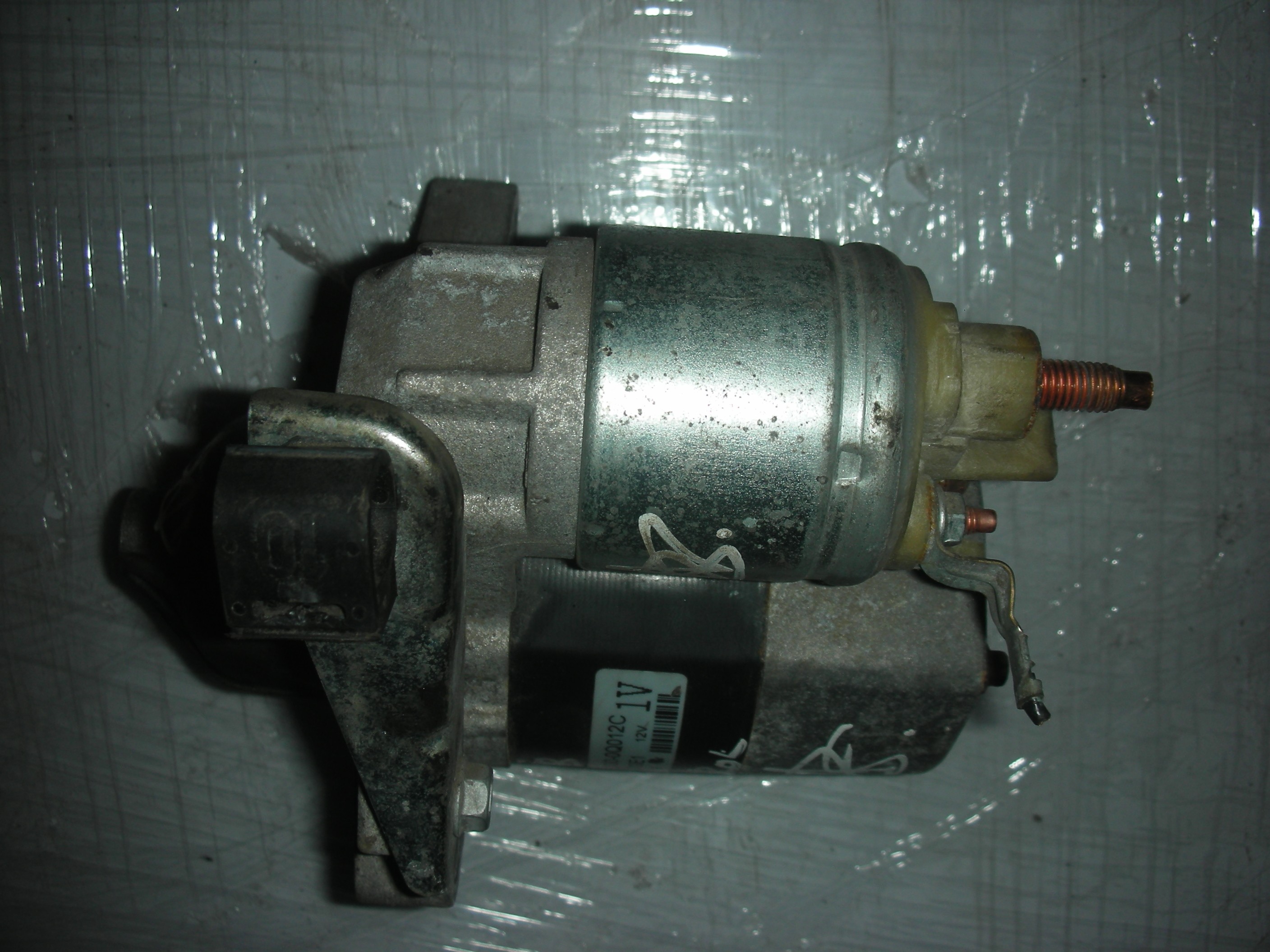 TOYOTA AYGO 1000 CC PETROL AUTOMATIC STARTER MOTOR 2006-2011.