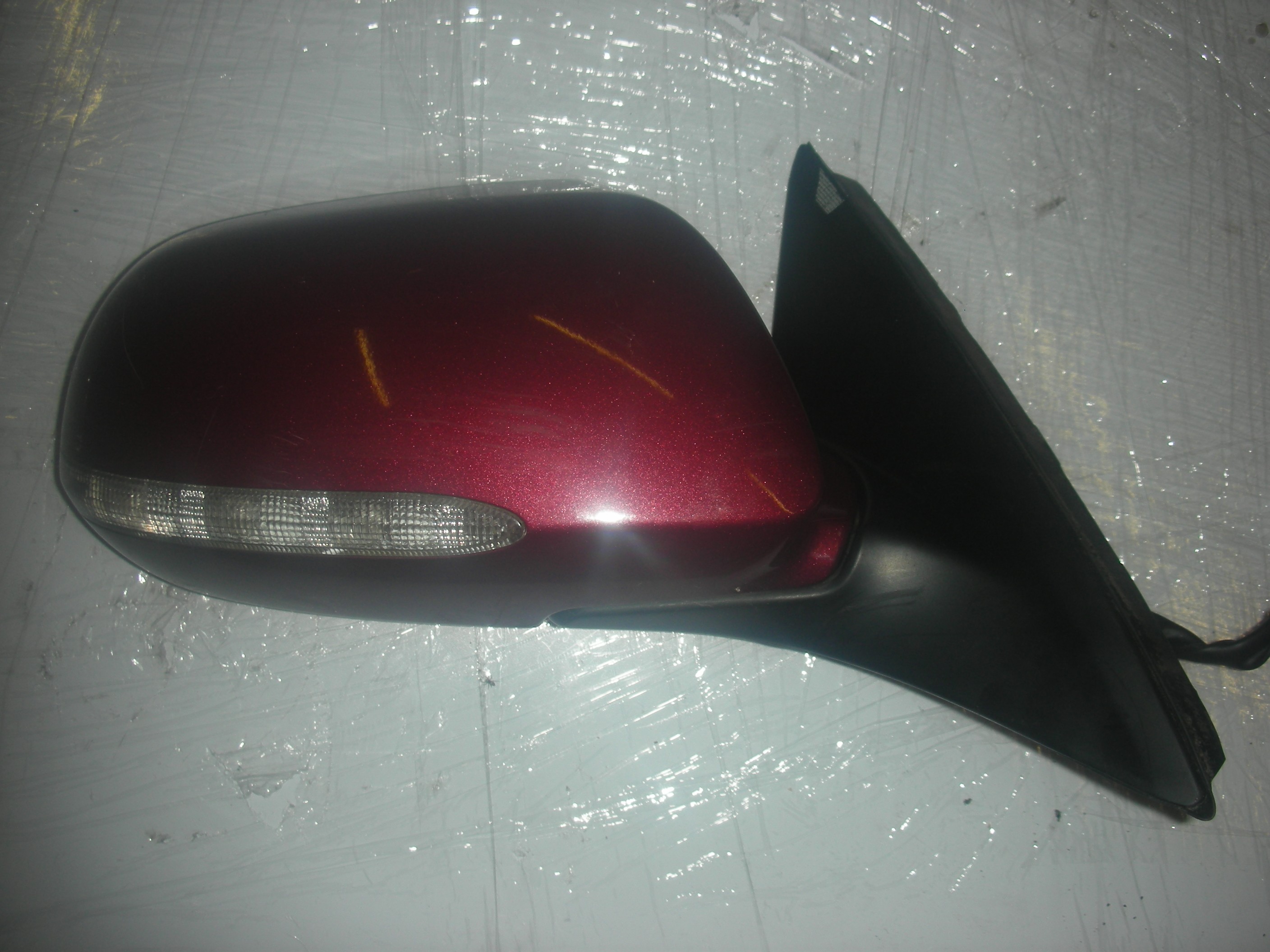 HONDA ACCORD ESTATE 2000 CC DRIVER SIDE FRONT MIRROR INDICATOR TYPE 2003-2007.