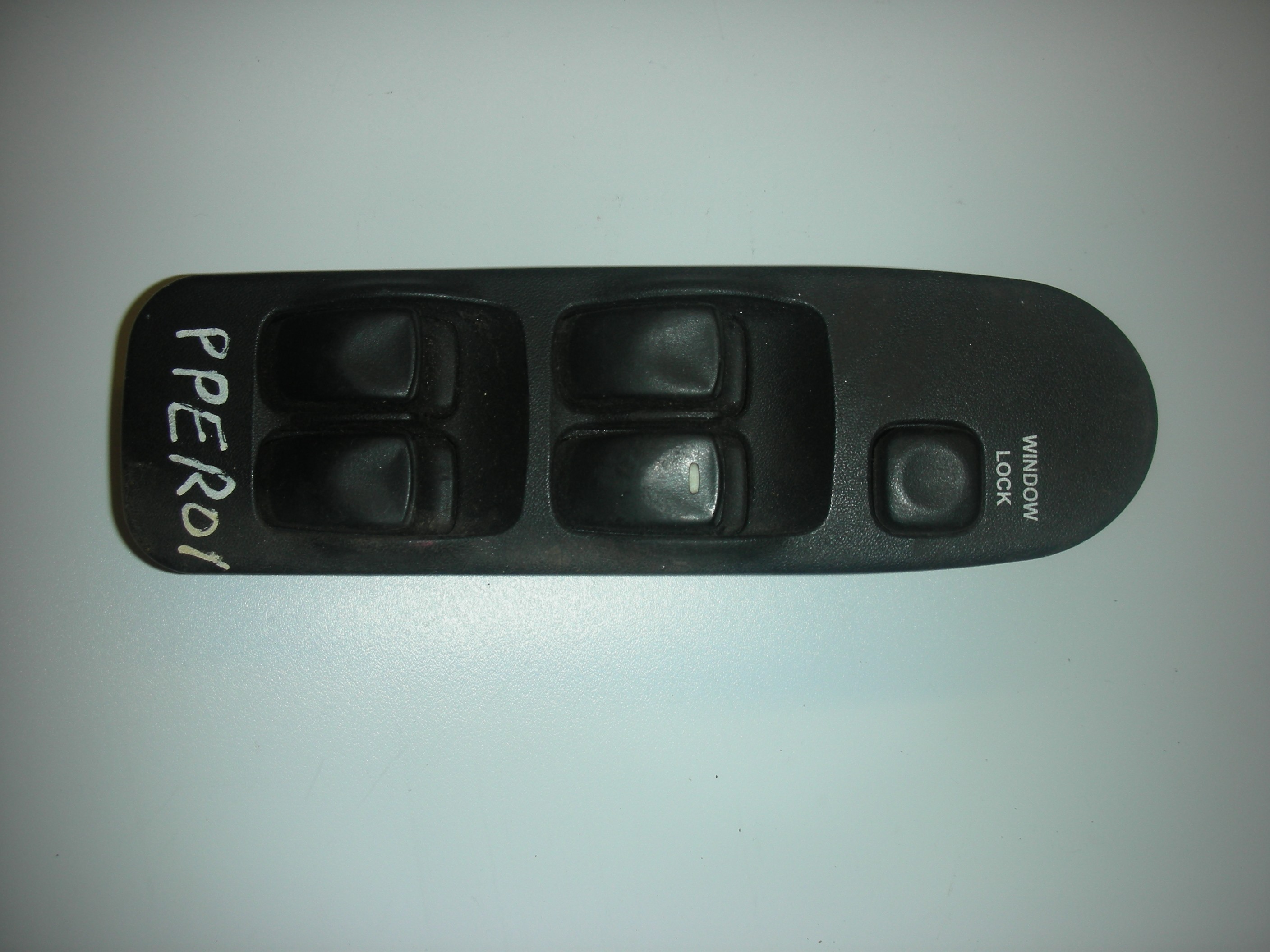 PROTON PERSONA DRIVER SIDE FRONT WINDOW SWITCHES 1996-2002