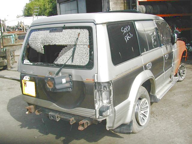 MITSUBISHI SHOGUN V6 LWB 3500 1995 GREEN Automatic Petrol -