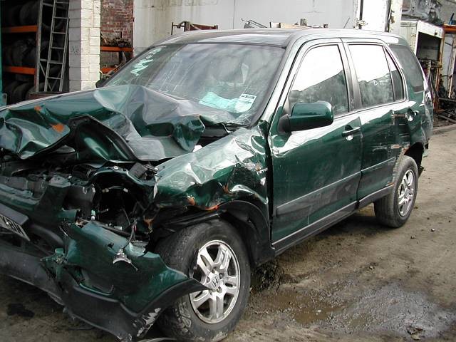 HONDA CR V  2200 CC GREEN MANUAL TURBO DIESEL 5 DOOR 2006.