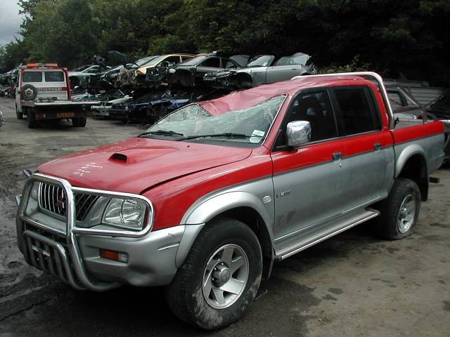 MITSUBISHI L200 4x4 2500 2004 RED Manual Turbo Diesel 4Door