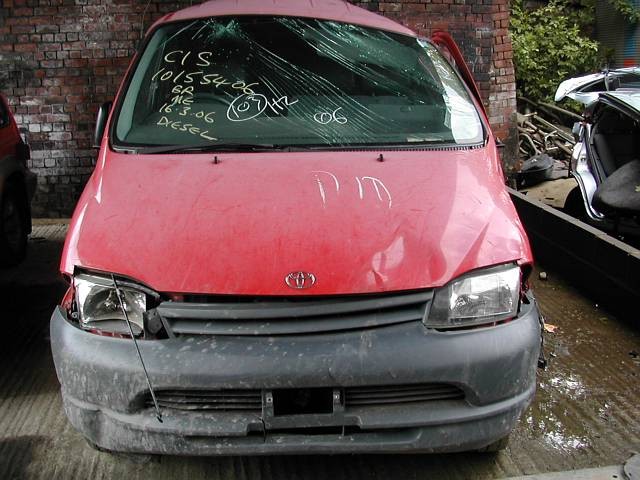 TOYOTA POWERVAN  2400 2004 RED Manual Diesel -
