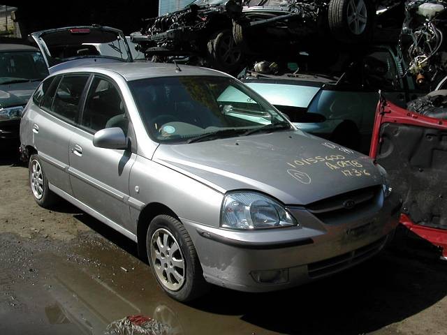 KIA SEDONA  2900 2004 GOLD Manual Turbo Diesel 5Door