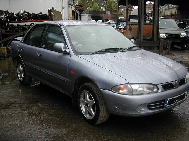 PROTON PERSONA  1600 1997 GREEN Manual Petrol 3 Door