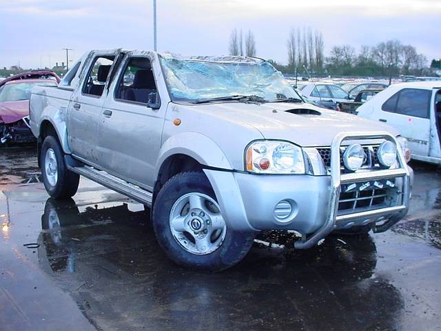 NISSAN NAVARA  2500 2004 RED Manual Turbo Diesel 4Door
