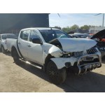 MITSUBISHI L200 4 WORK DID PICKUP 2500 CC WHITE DIESEL 5 SPEED MANUAL 2011