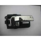 NISSAN QASHQAI DRIVER SIDE INNER FRONT DOOR HANDLE IN HALF CHROME 2007-2011.
